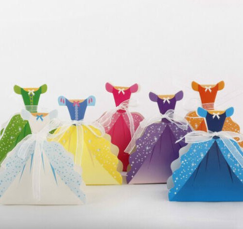 Κουτάκια Πριγκίπισσες της Disney. Οι ονειρεμένες τουαλέτες που φορούν οι πριγκίπισσες της Disney .Πάρτι Πριγκίπισσες Disney